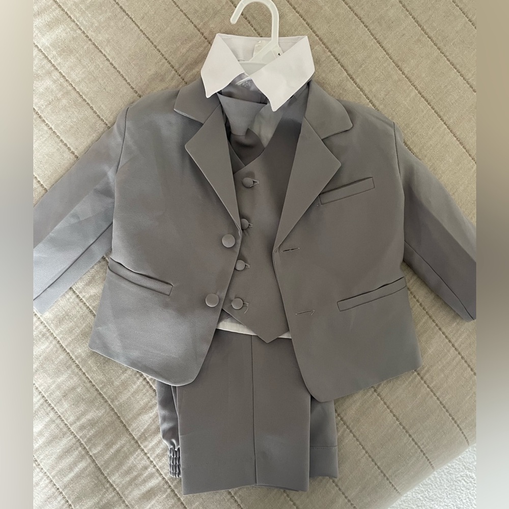 Size 1 Three Piece Baby Suit